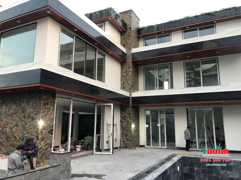 Thi công cửa nhôm cao cấp cho biệt thự A Luận Khu Golf Valley, Đà Lạt