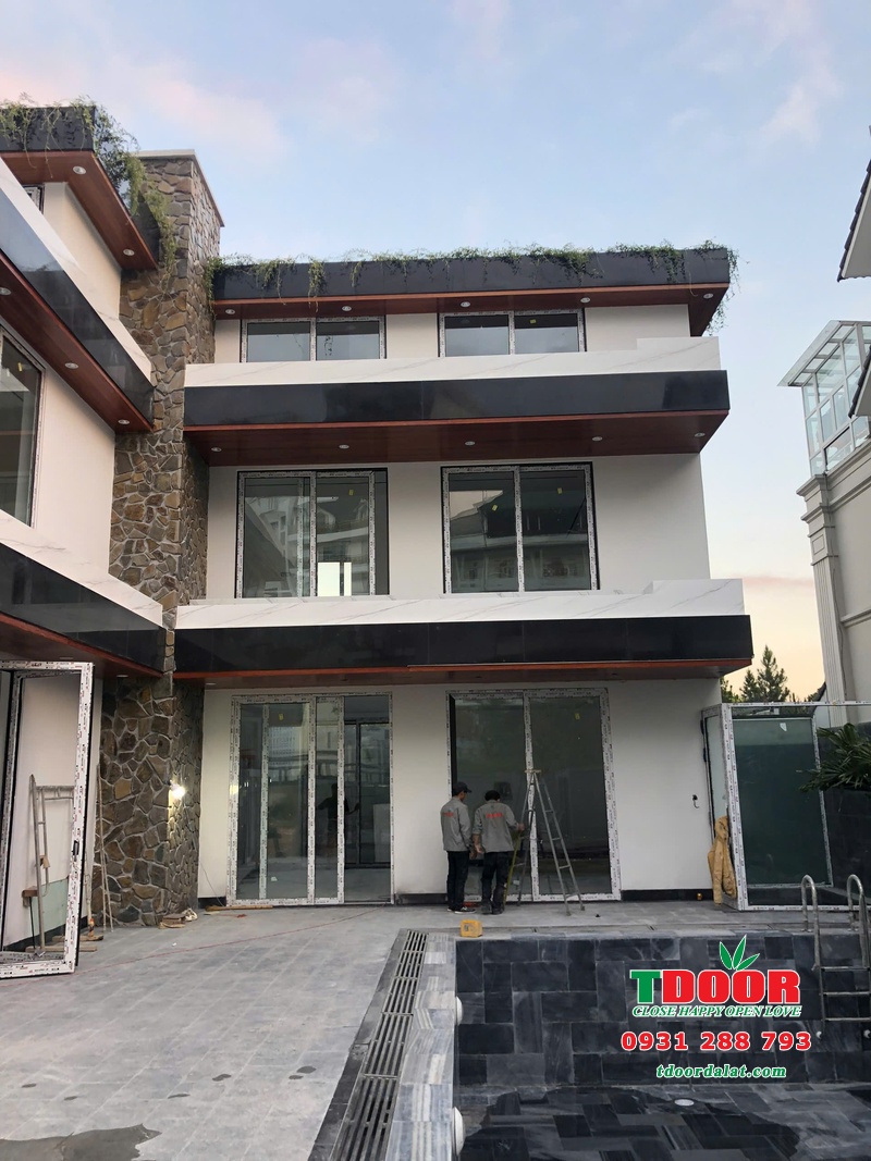 Thi công cửa nhôm cao cấp cho biệt thự A Luận Khu Golf Valley, Đà Lạt