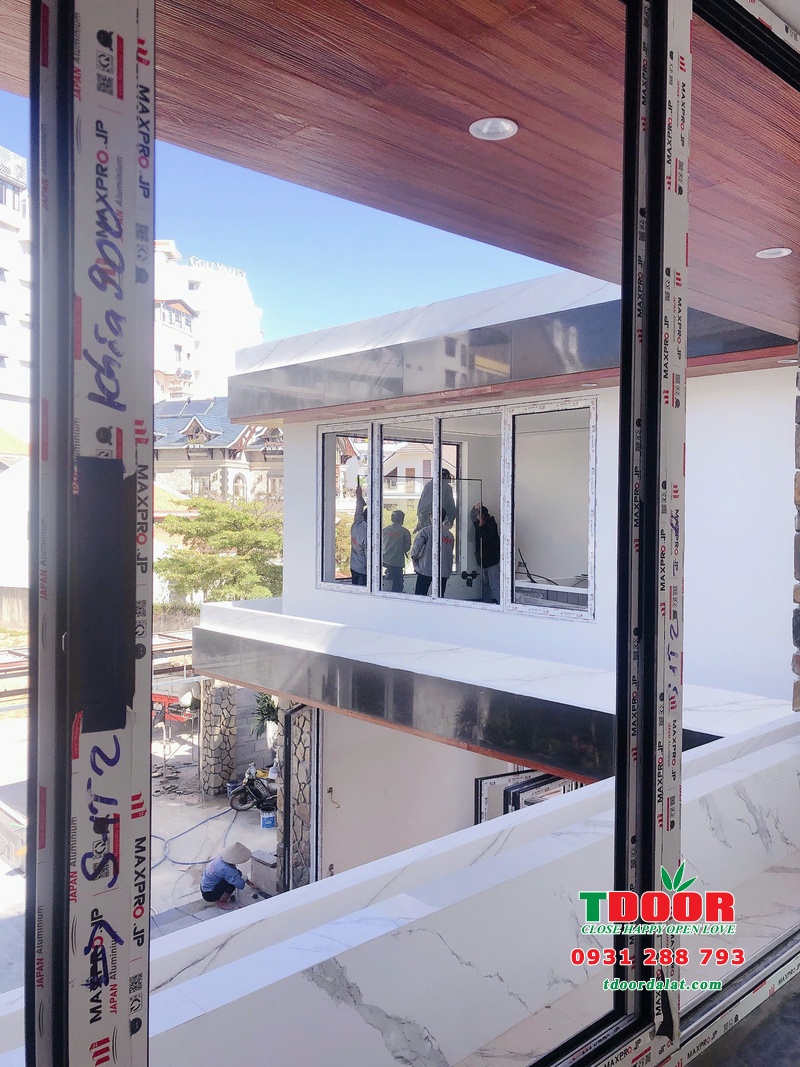Thi công cửa nhôm cao cấp cho biệt thự A Luận Khu Golf Valley, Đà Lạt